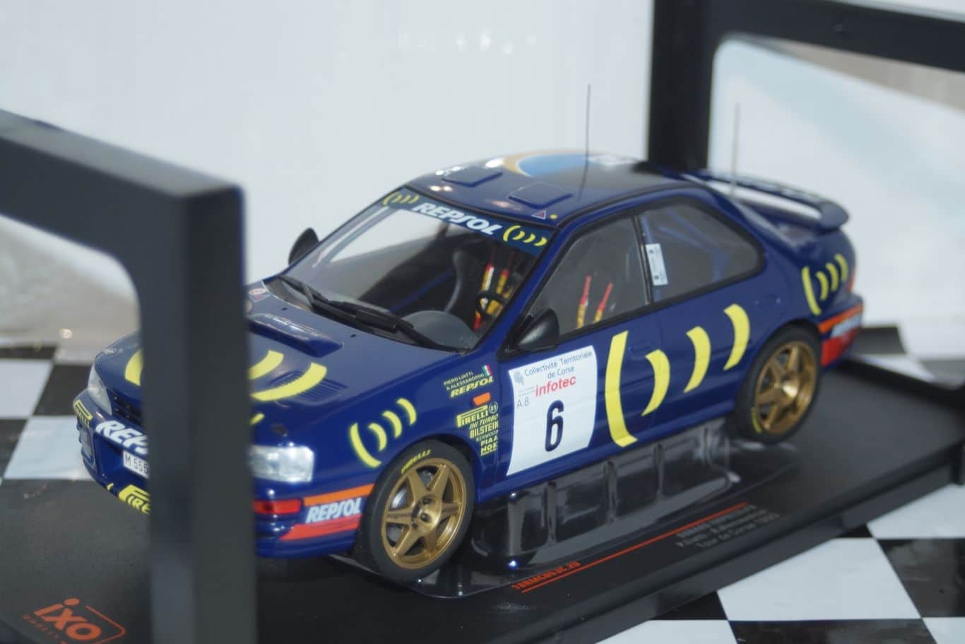 Ixo subaru impreza rally tour de corse 1995 p.liatti 18rmc063c.20 1:18