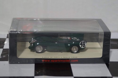 Spark Porsche 911GT1 Street Version 1996 1:43 Resin S5999