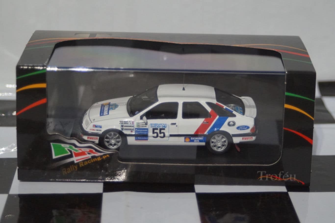 Bmw 2002 monte-carlo rally 1971 n.koob 1:43rd scale rr.fr 33 trofeu