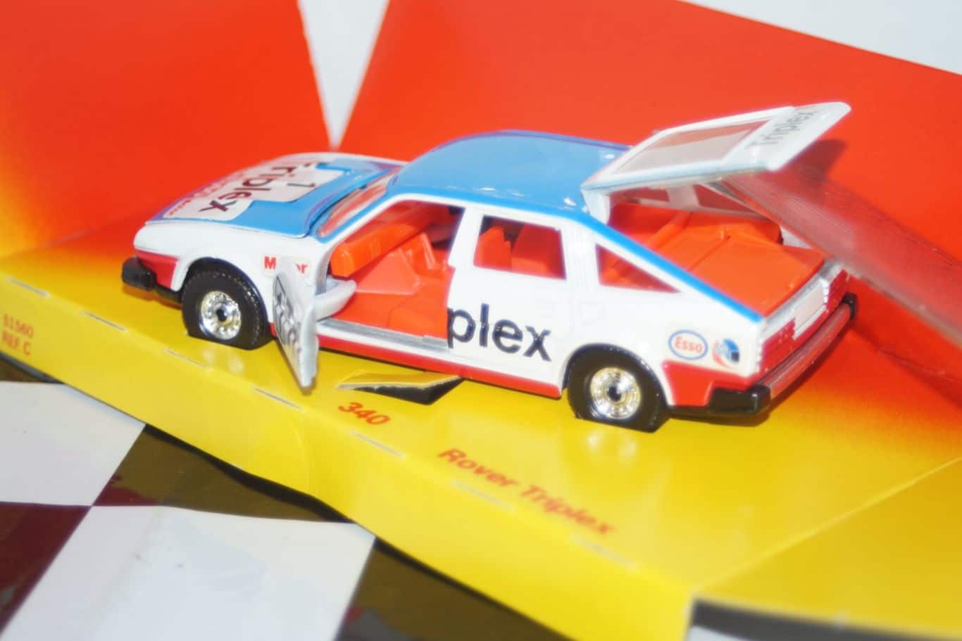 CorgiMettoyToysBTCCRoverSDTriplex:thC