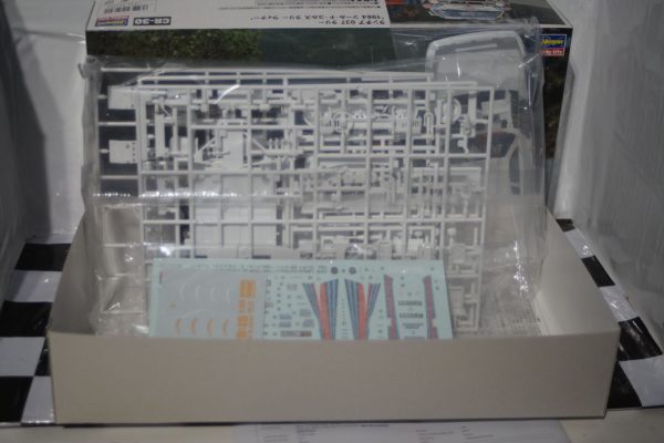 Lancia 037 RALLY T-D-C Winner 1984 Hasegawa 1:24 Model Kit CR-30