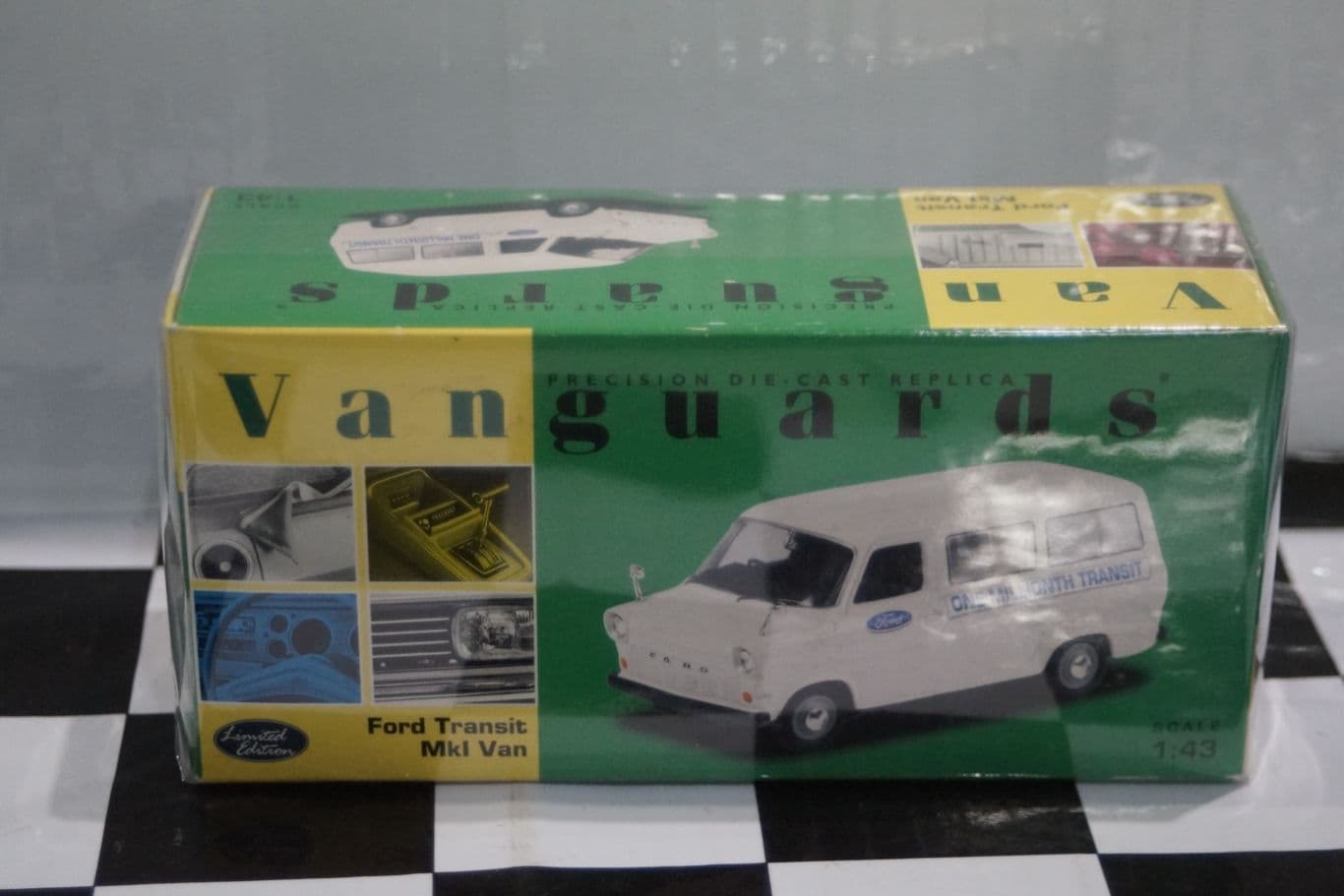 Vanguards ford transit mk1 one millionth va06613 1:43 scale
