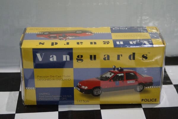 Vanguards ford sierra sapphire 2.0 gls metropolitan police va09902 1:43 scale