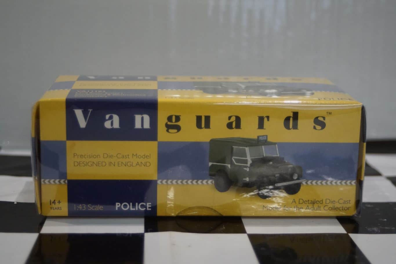 Vanguards land rover series 1 cumberland & westmorland constabulary va11102 1:43 scale