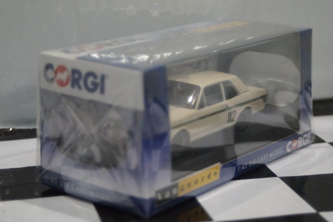 Vanguards ford lotus cortina mk2 bscc 1967 g.hill va04118  1:43 scale