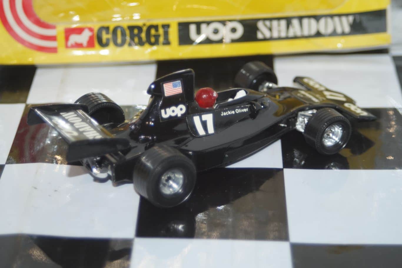 Corgi mettoy co.ltd toys uop shadow formula 1 racing jackie oliver in 1:36 155