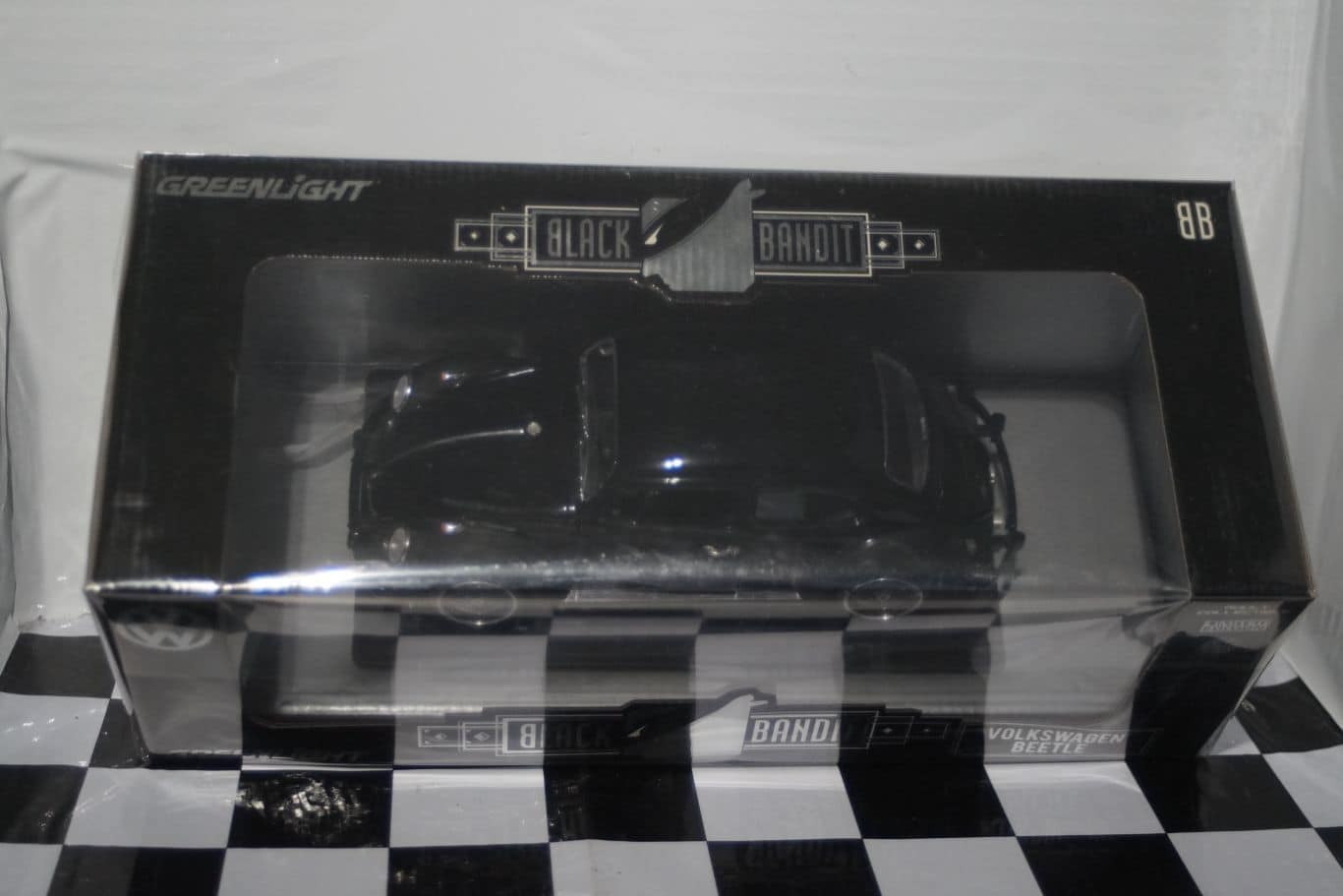 Greenlight black bandit volkswagen beetle modified 128271:18