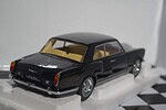 Paragon models rolls royce silver shadow 1:18 diecast pa-98202