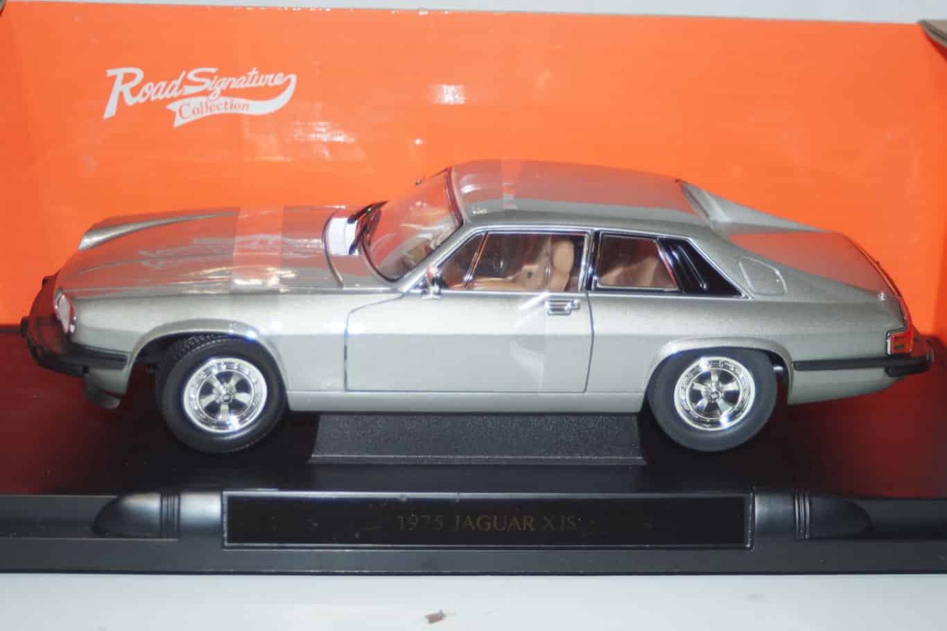 Road Signature Jaguar XJS Grey 2 Door LDC92658gr 1:18 Scale