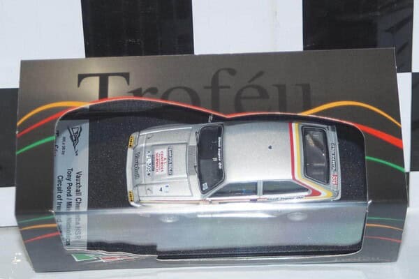 Toyota corolla levin 1000 lakes rally 1977 m.saaristo 1:43rd scale rr.fi 14 trofeu