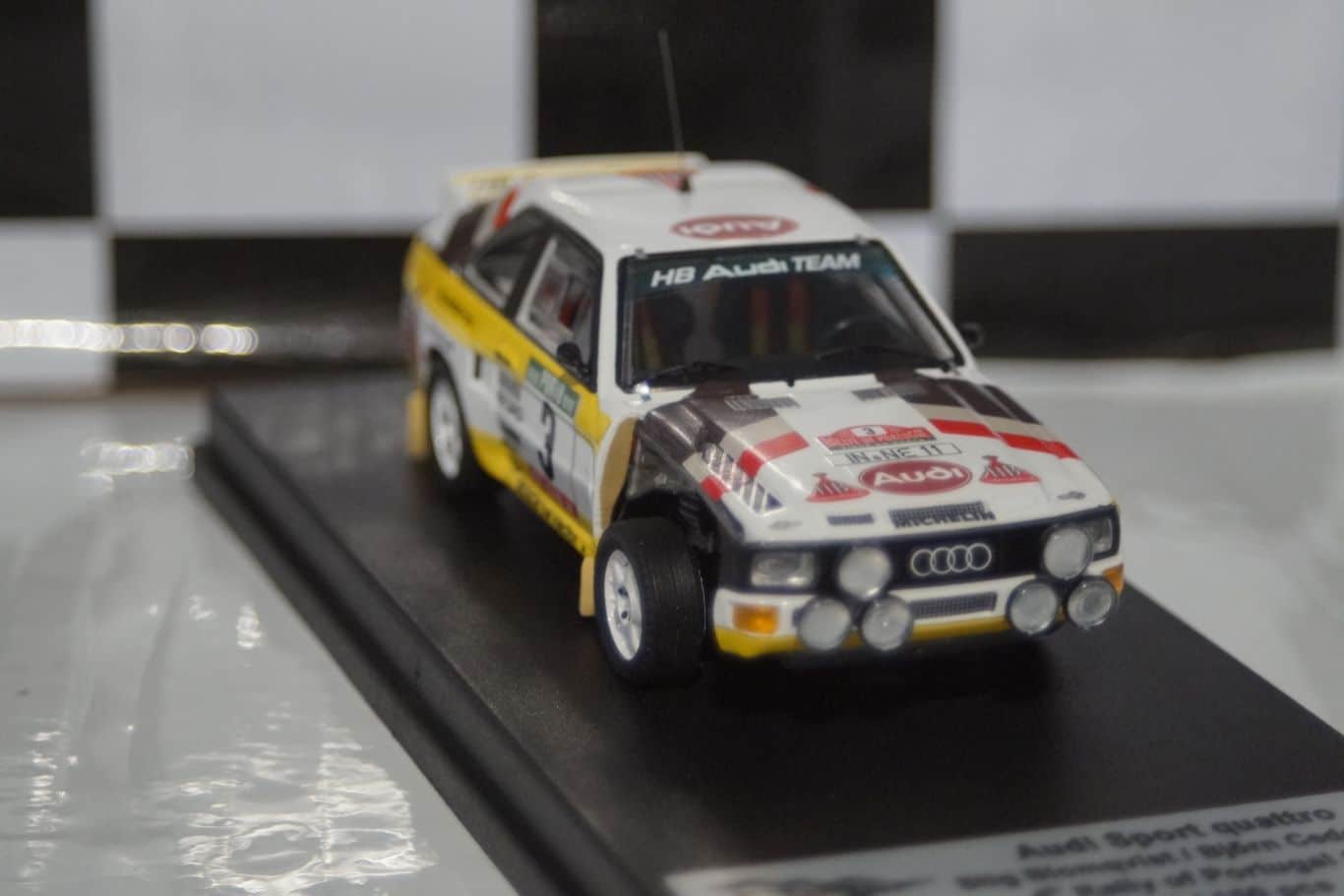 Toyota corolla levin 1000 lakes rally 1977 m.saaristo 1:43rd scale rr.fi 14 trofeu
