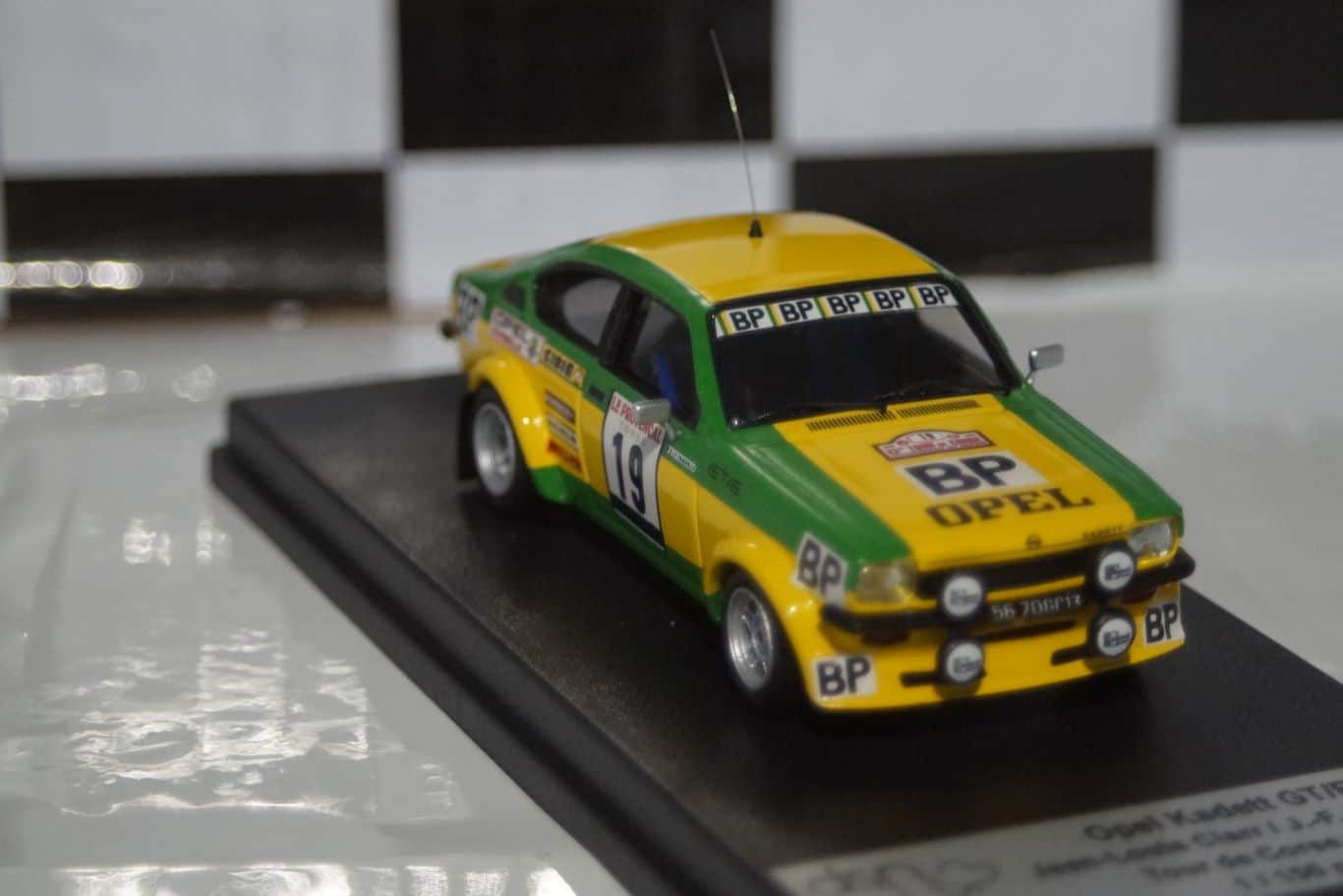 Trofeu toyota corolla levin 1000 lakes rally 1977 m.saaristo 1:43rd rr.fi 14