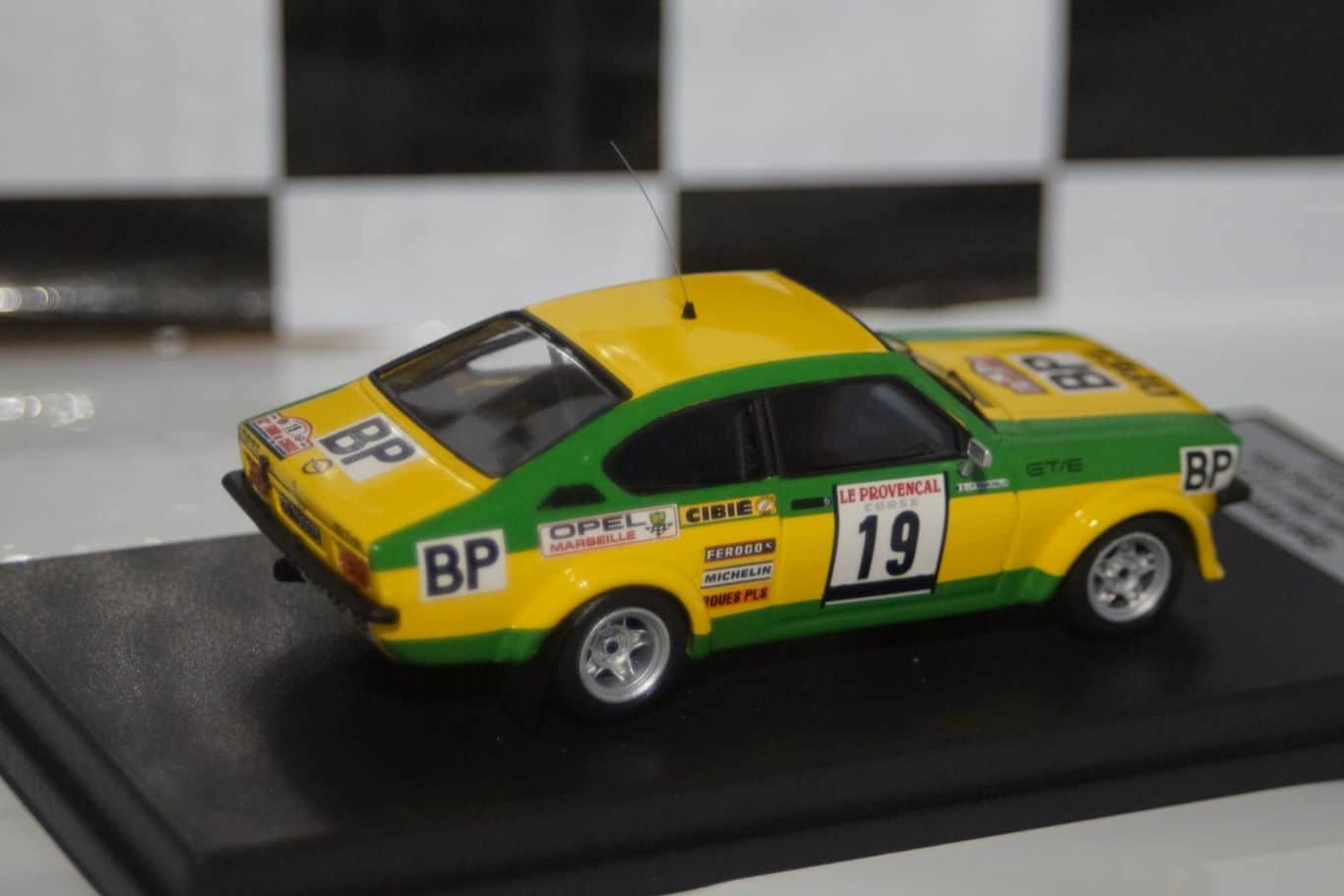 Trofeu toyota corolla levin 1000 lakes rally 1977 m.saaristo 1:43rd rr.fi 14