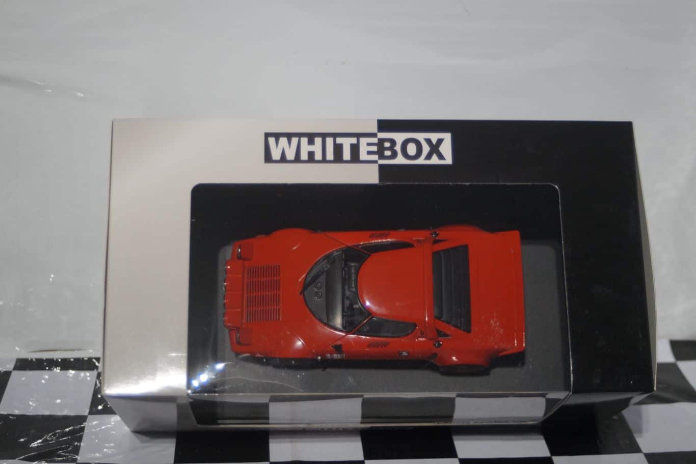 Whitebox Opel Diplomat A Coupe Silver 1:24 WB124082-O