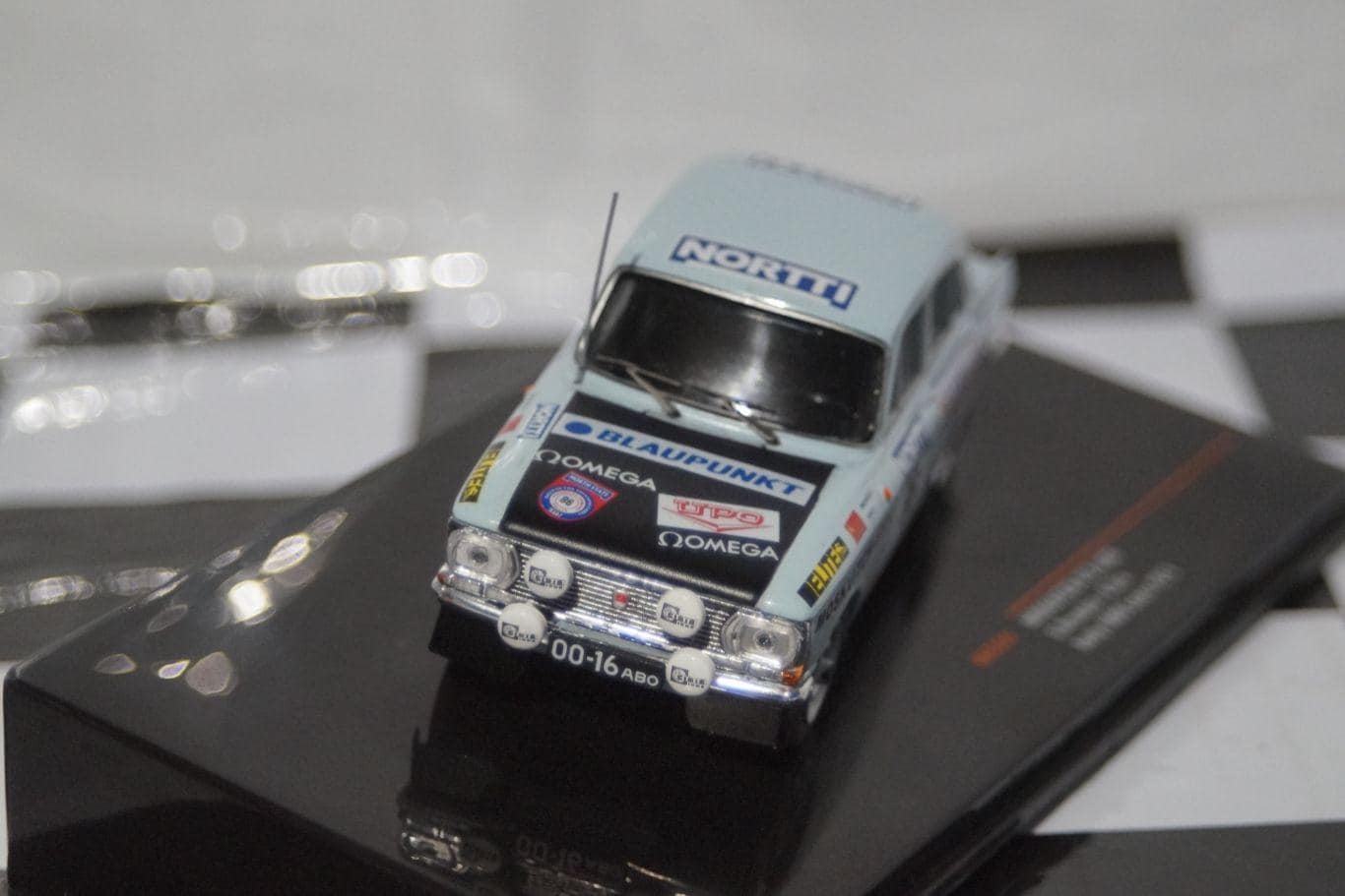 IxoMoskvitchLakesRallyS.Brundza:DiecastRAC