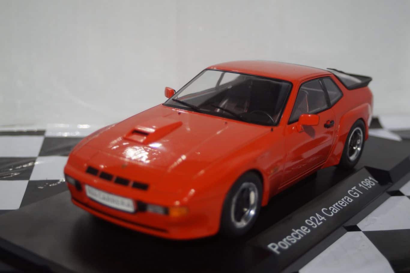 Model Car Group Porsche 924 Carrera GT Red MCG18196