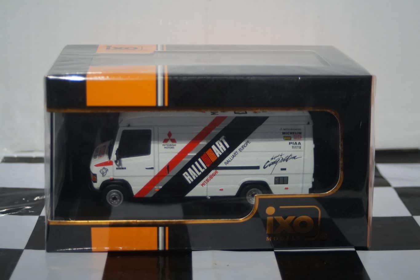 IxoMercedes BenzDRACRallyeRalliartAssitance:RACX