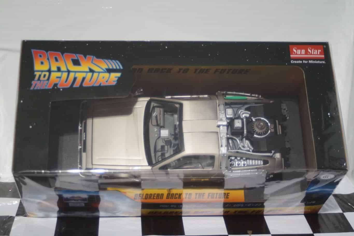 SunStarDeloreanBacktotheFuture:Scale