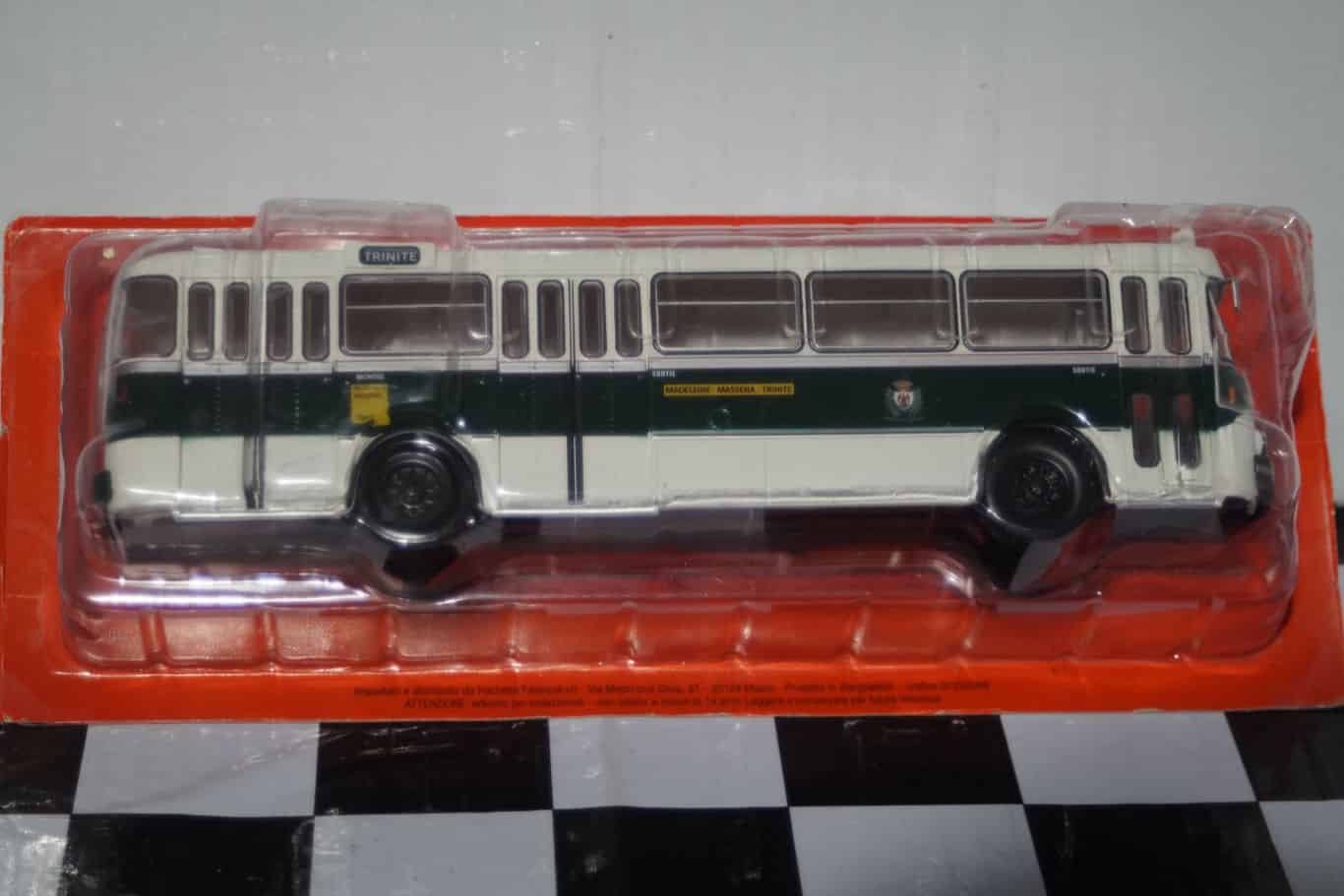 ixoNeoplanNHlSingleDeckCoach/DiecastBUS