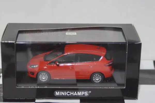 MinichampsFordMondeoDoorEstateRedLHD:Diecast