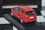 MinichampsFordMondeoDoorEstateRedLHD:Diecast
