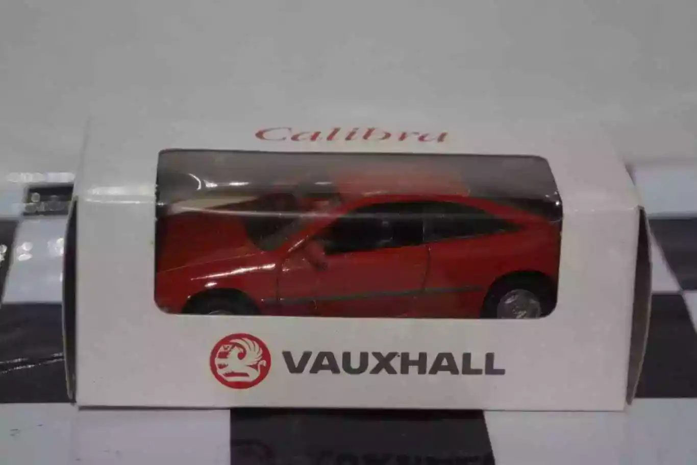 Gama vauxhall calibra 16v red in vauxhall box in 1:43 scale diecast model
