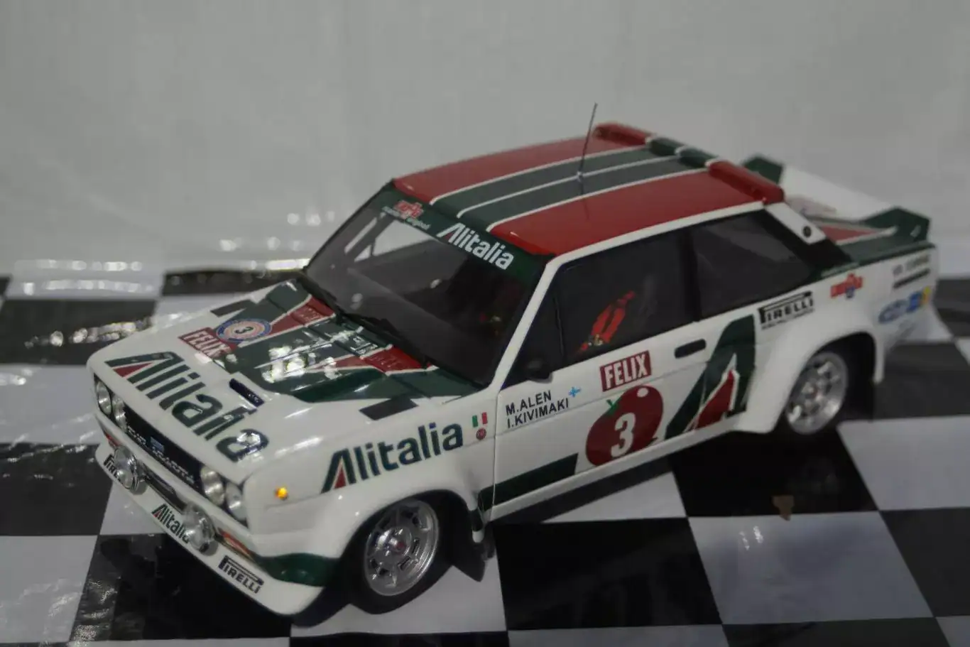 Kyosho fiat 131 abarth 1978 1000 lakes rally 08376e 1:18 diecast