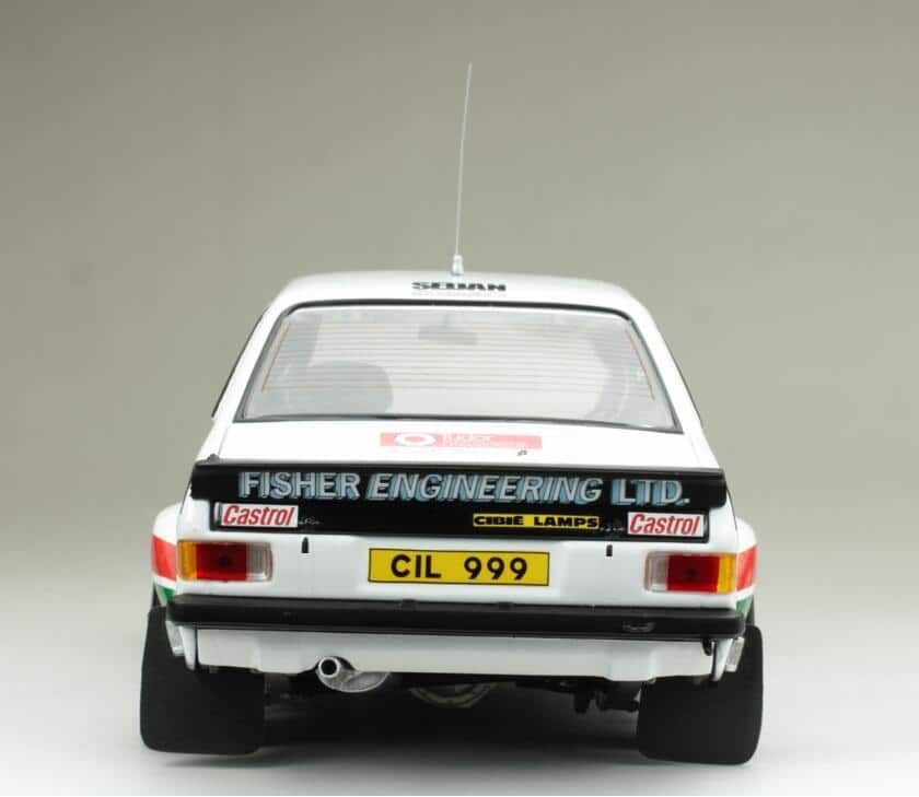 Sunstar ford escort mk2 rs1800 circuit of ireland 1979 b.fisher 4663 1:18 scale