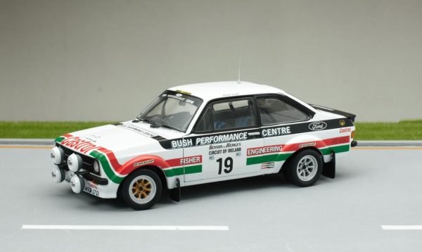 Sunstar ford escort mk2 rs1800 circuit of ireland 1979 b.fisher 4663 1:18 scale