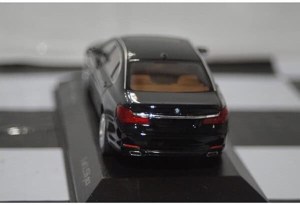 Minichamps BMW 7 Series F02 2008 431 027000 1:43