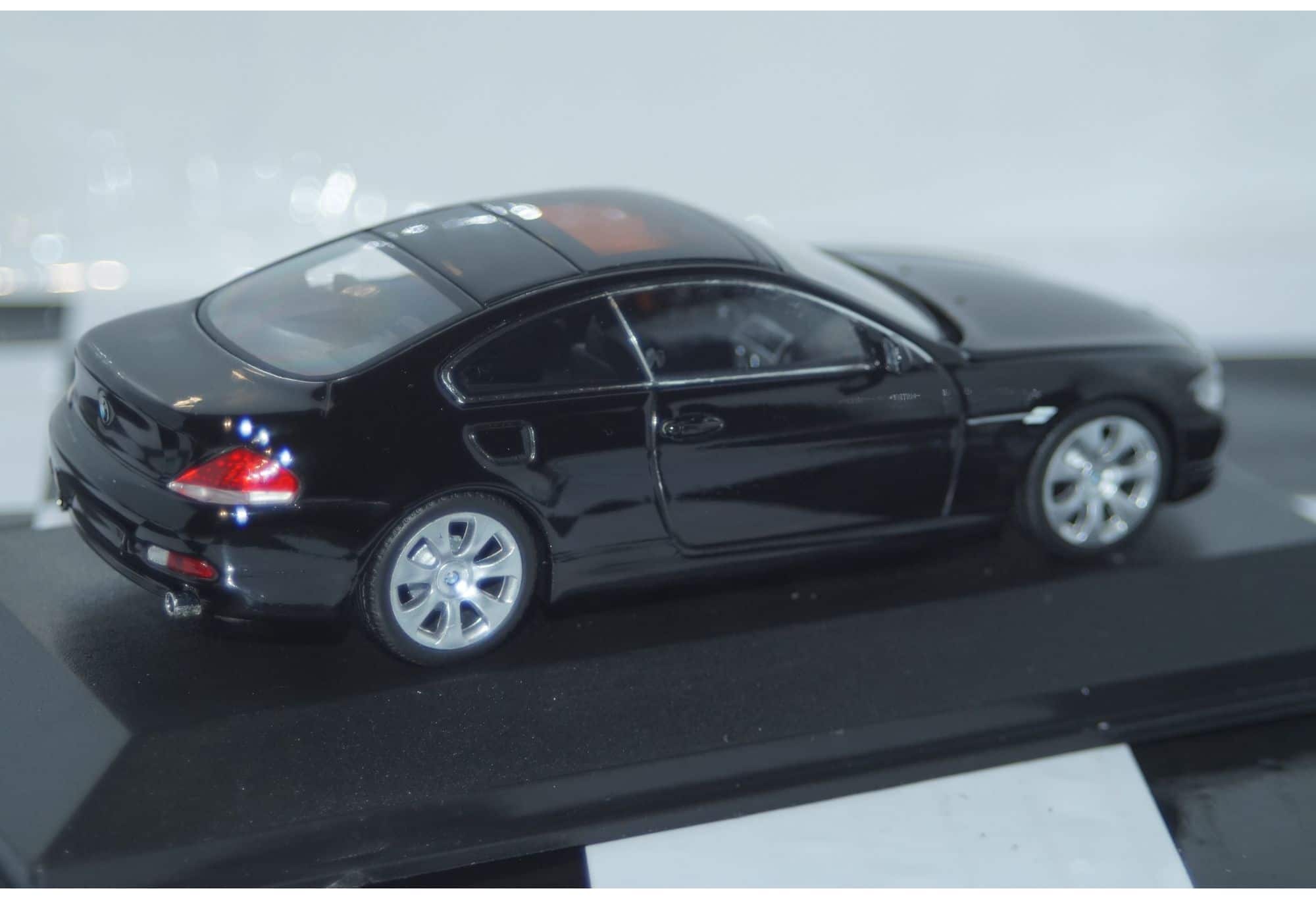 Minichamps BMW 6 Series Coupe 2006 431 026020 1:43