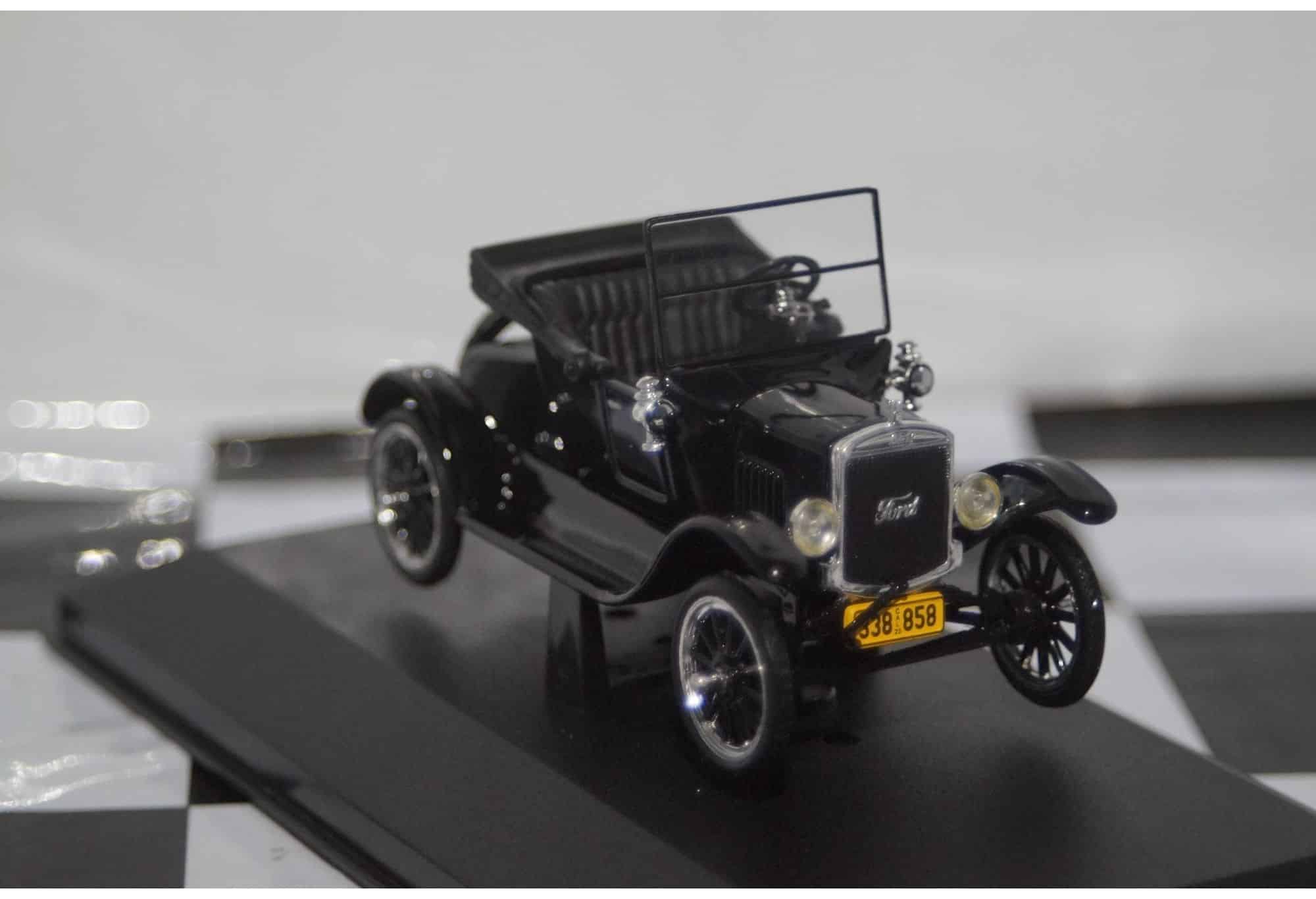 Ixo Ford Model T Runabout 1925 CLC012 1:43