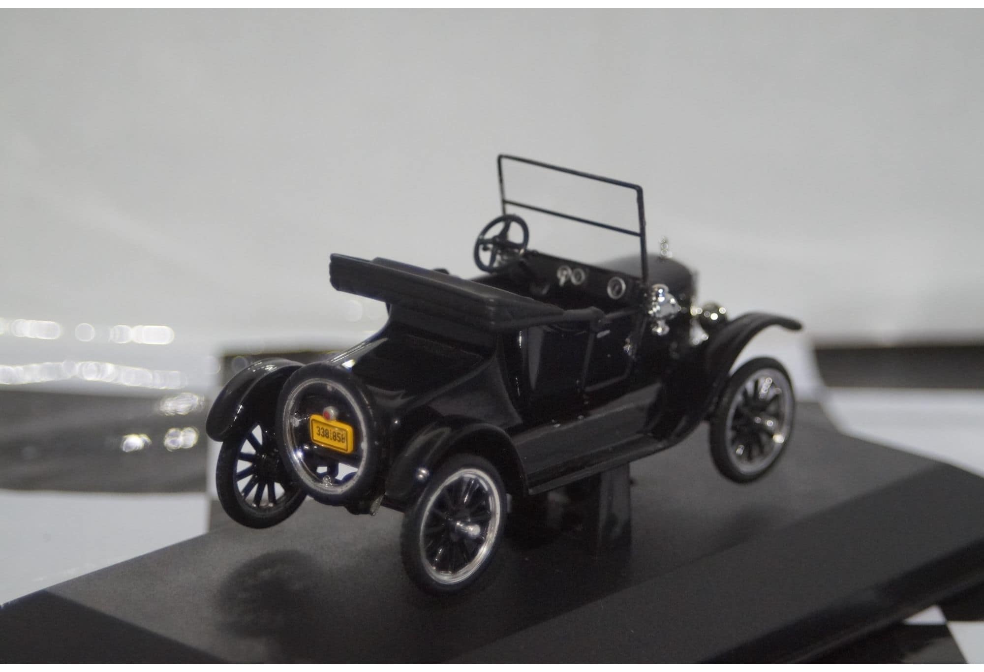 Ixo Ford Model T Runabout 1925 CLC012 1:43