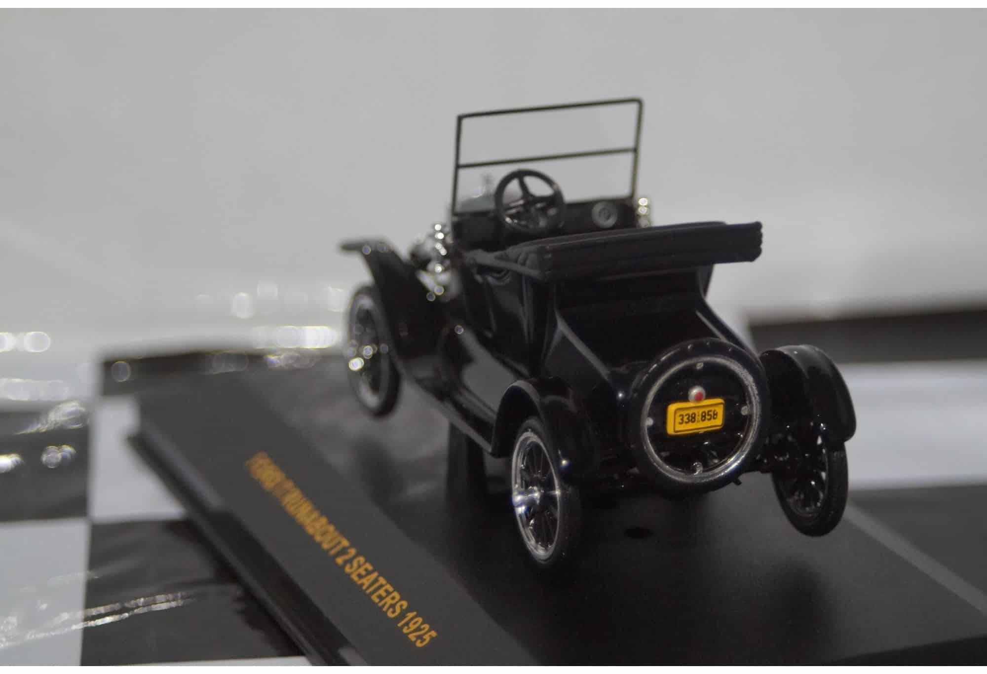 Ixo Ford Model T Runabout 1925 CLC012 1:43