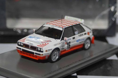 Spark lancia delta hf intergrale evo winner rally monte carlo 1993 1:43 resin s9026