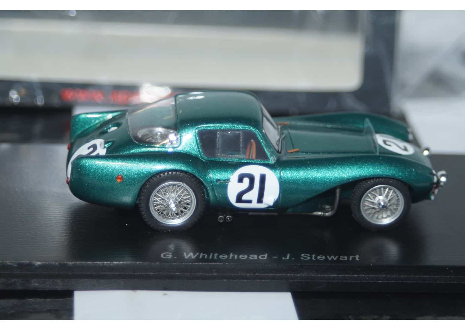 Spark aston martin db3 s no.21 24h le mans 1954 g. whitehead - j. stewart 1:43 resin s2436