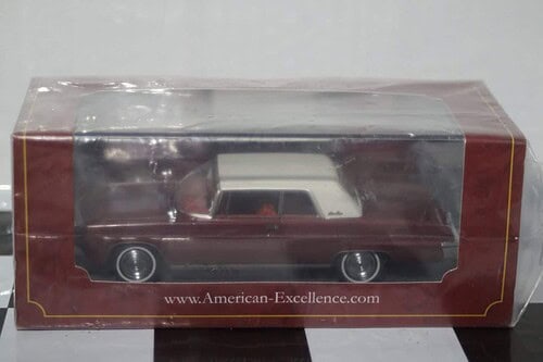NEO Models American Excellence Imperial Crown Coupe NEO44696 1:43 scale