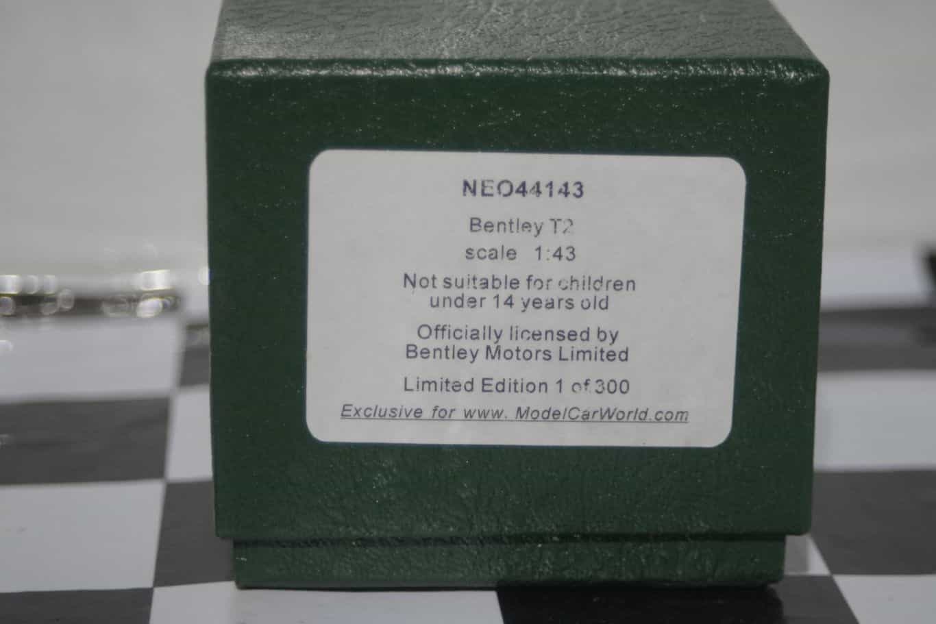 Neo models bentley t2 neo44143 green 1:43