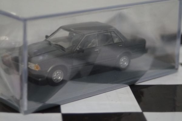 NEO Models Datsun Bluebird U910 Grey NEO44503 Grey 1:43