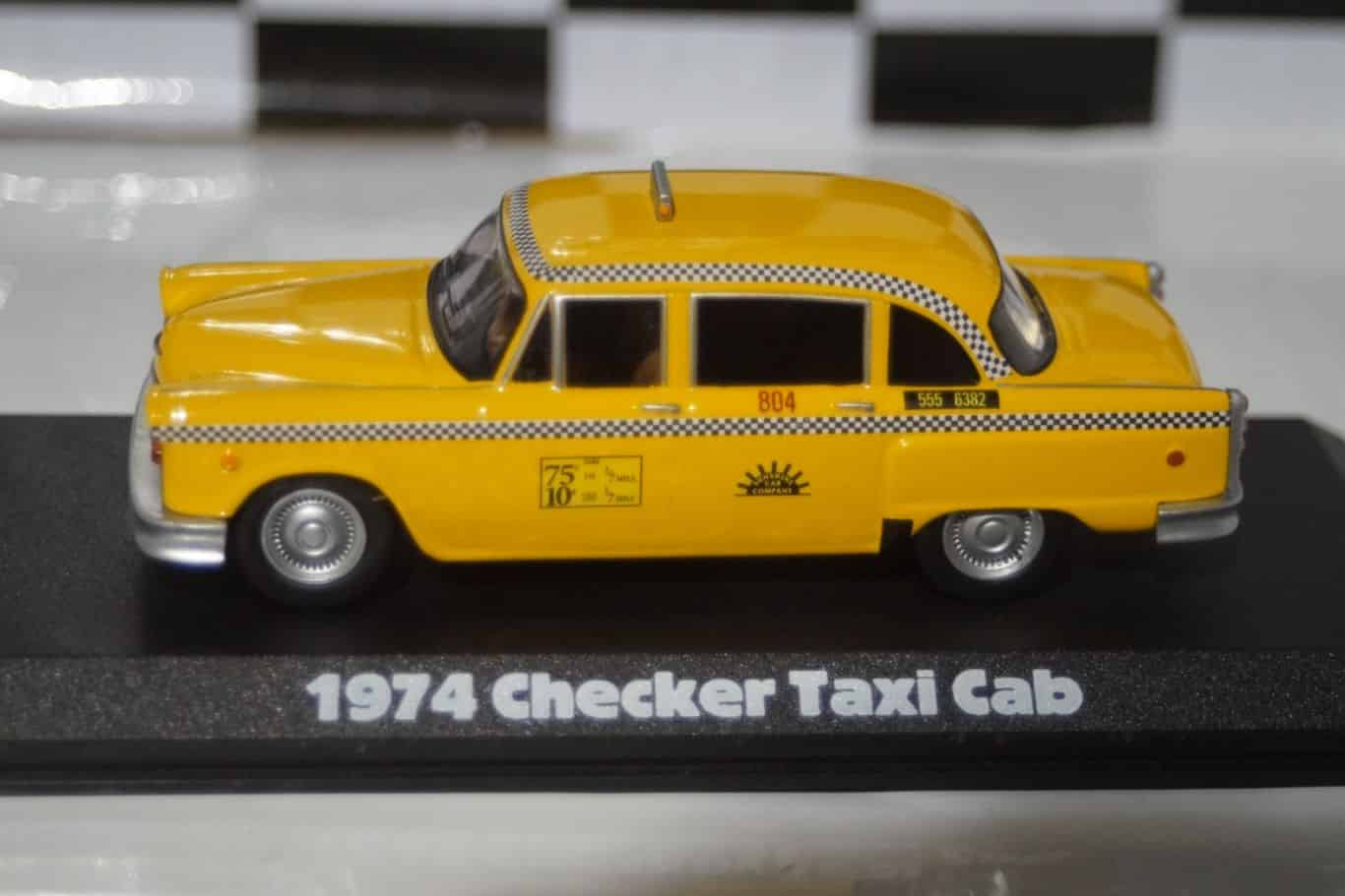 Greenlight checker taxi cab 1974 1:43 diecast 86601