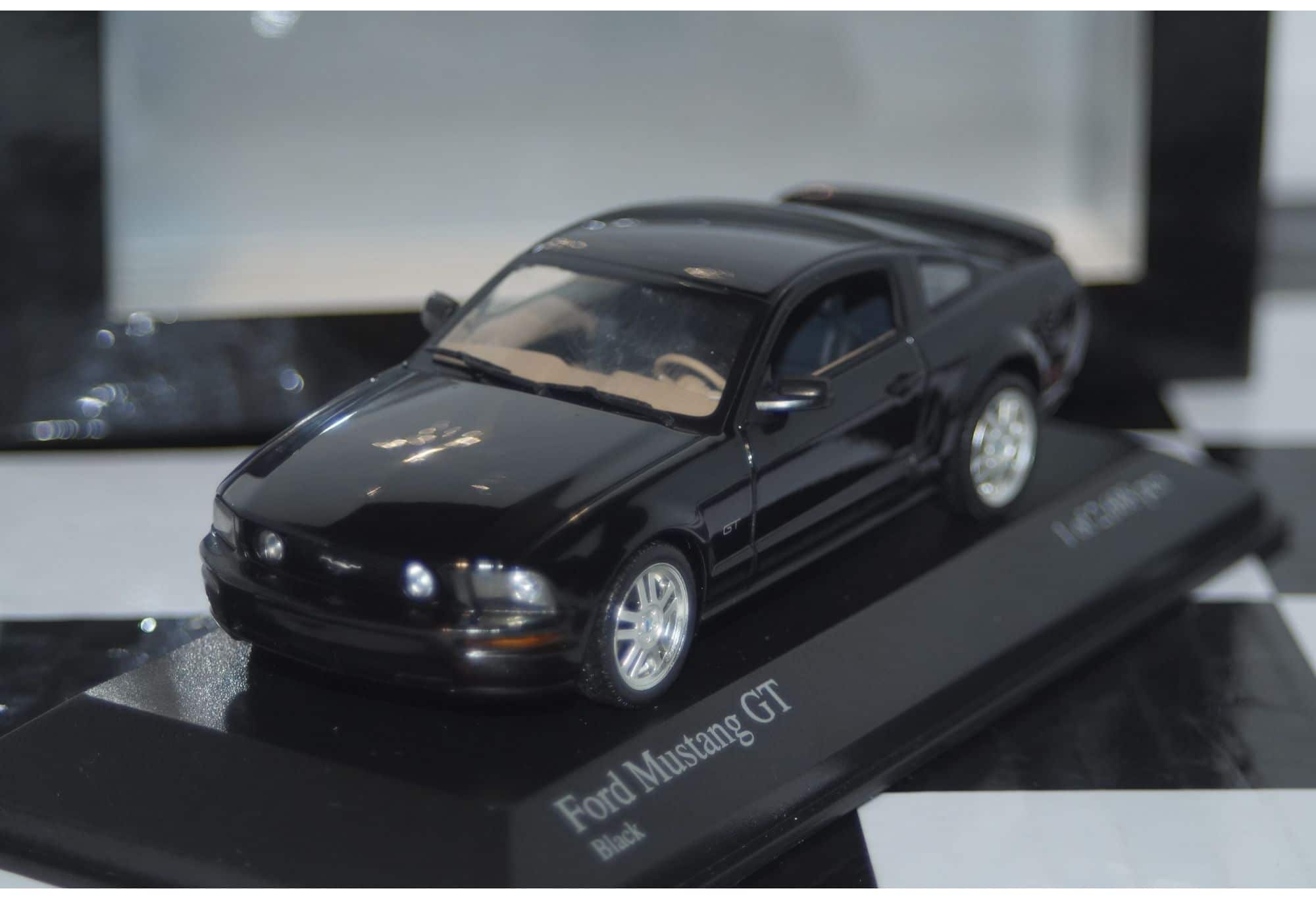 Premium X Diecast Ford Mustang 1965 Black PRD204 1:43