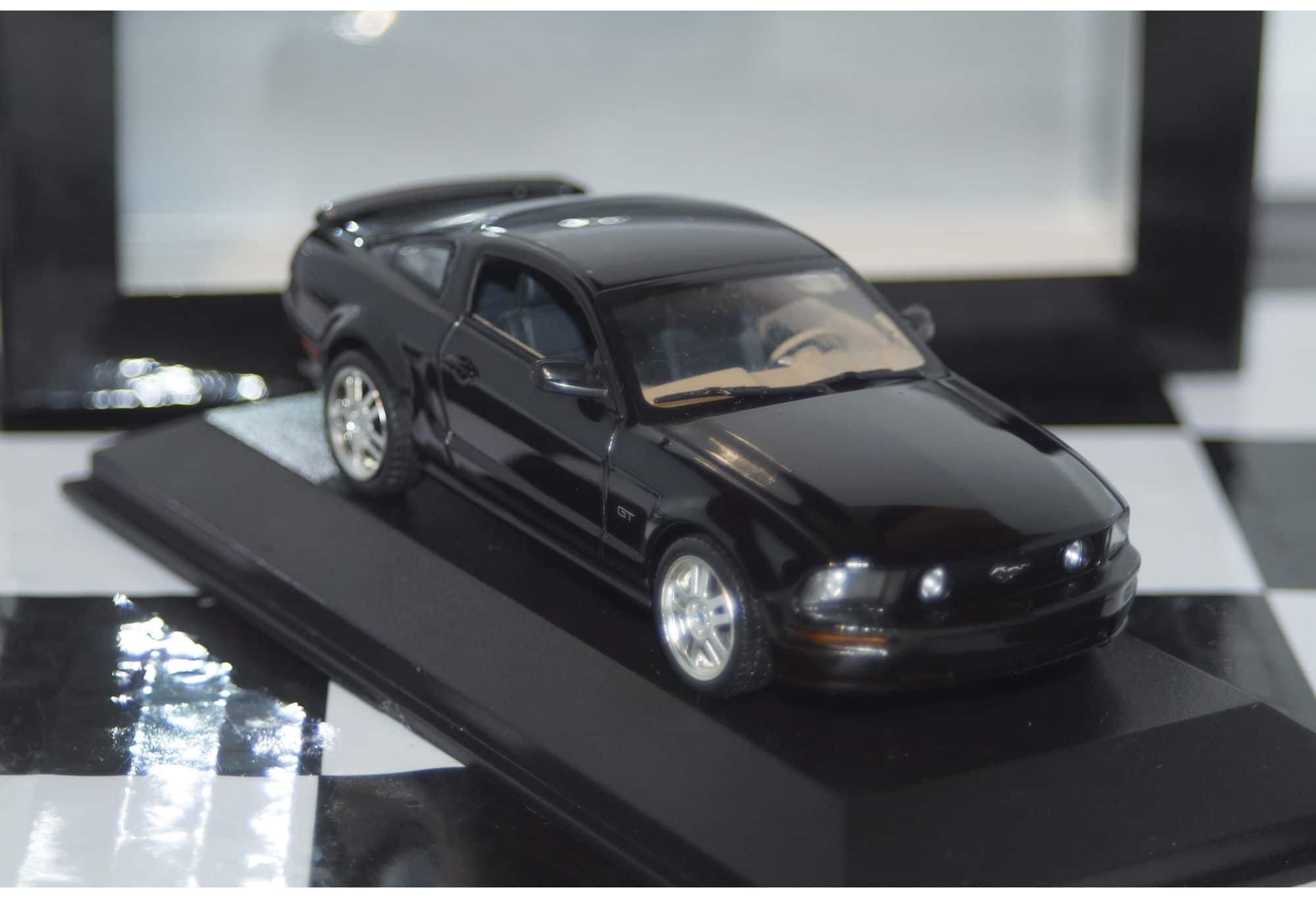 Premium X Diecast Ford Mustang 1965 Black PRD204 1:43