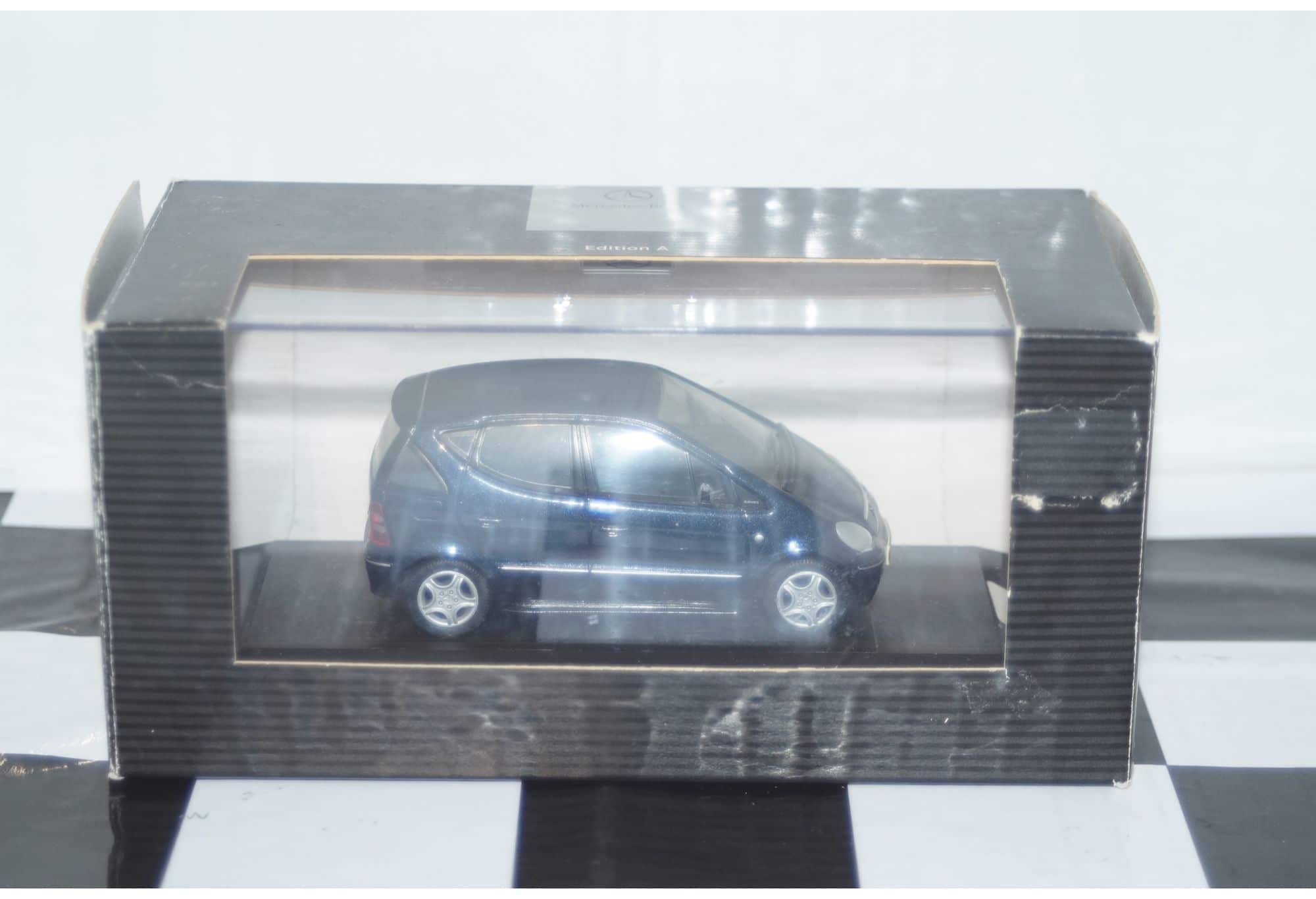 Premium x diecast ford mustang 1965 black prd204 1:43