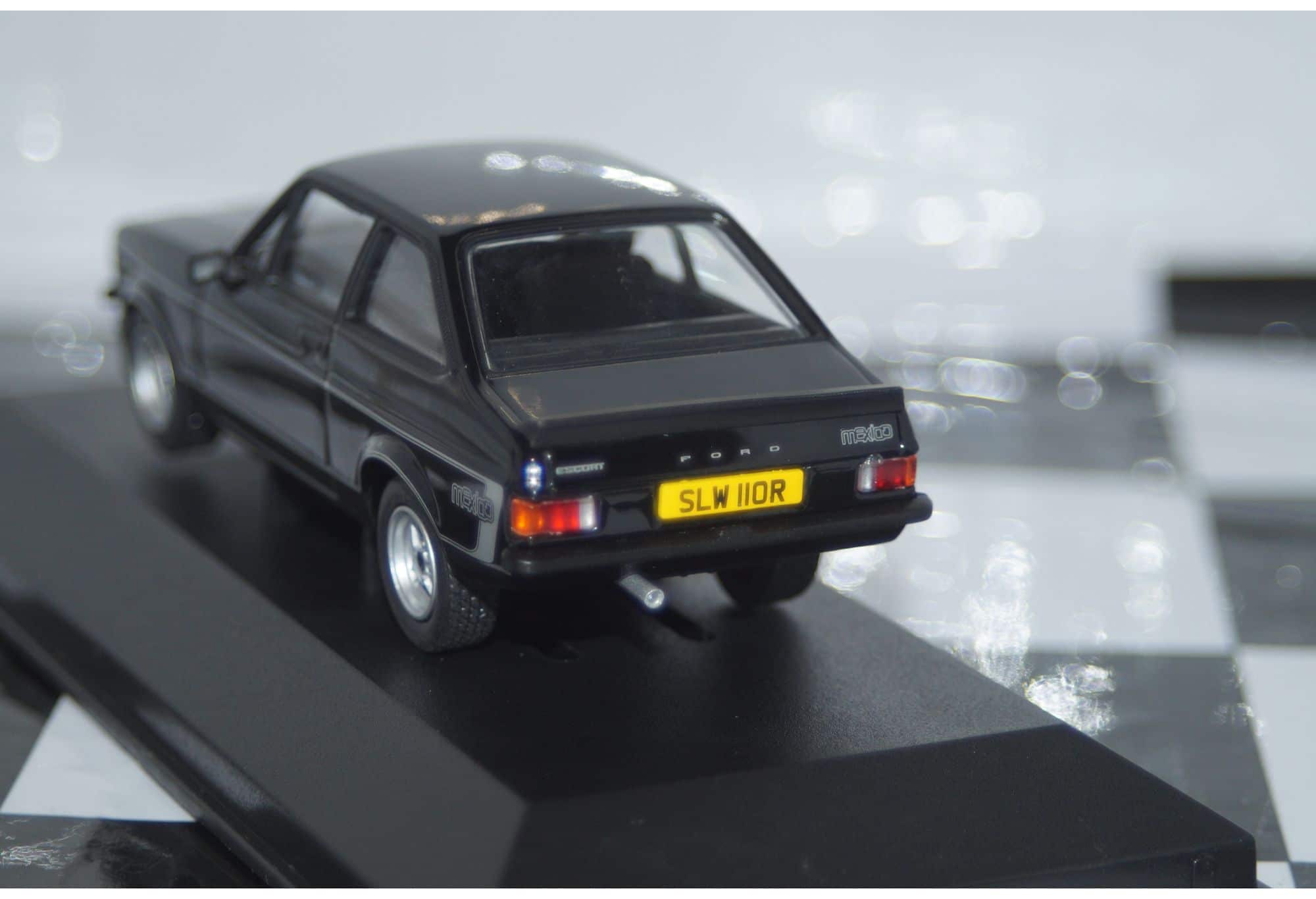 Vanguards ford escort mk4 rs turbo black va14301 1:43 scale