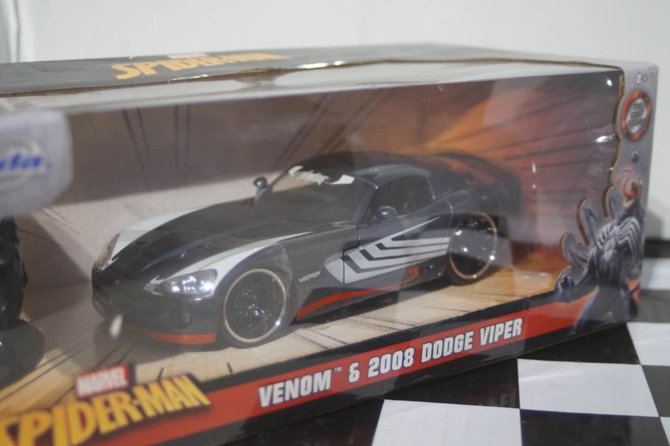 Jada Spiderman Dodge Viper 2008 Die-Cast 1:24 – 31750