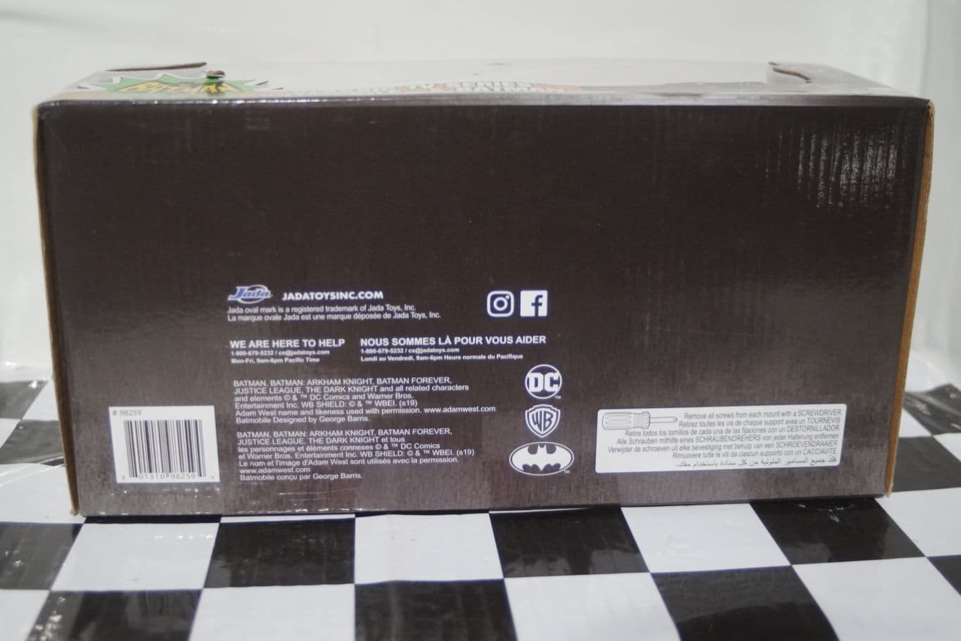Jada tv series batmobile and batman die-cast 1:24 - ‎98259