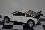 Lancia 037 rally presentation (white) 1:18 diecast kyosho 08304w