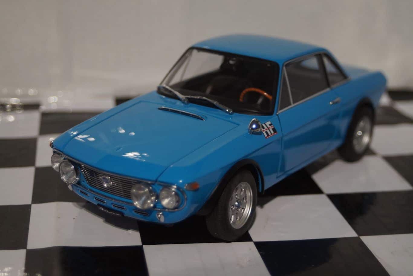 Lancia Fulvia 1.6 HF Fanal One 1:18 Diecast Autoart 74702