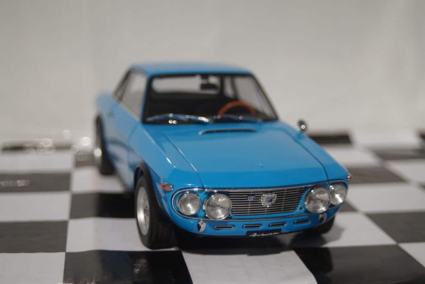 Lancia Fulvia 1.6 HF Fanal One 1:18 Diecast Autoart 74702