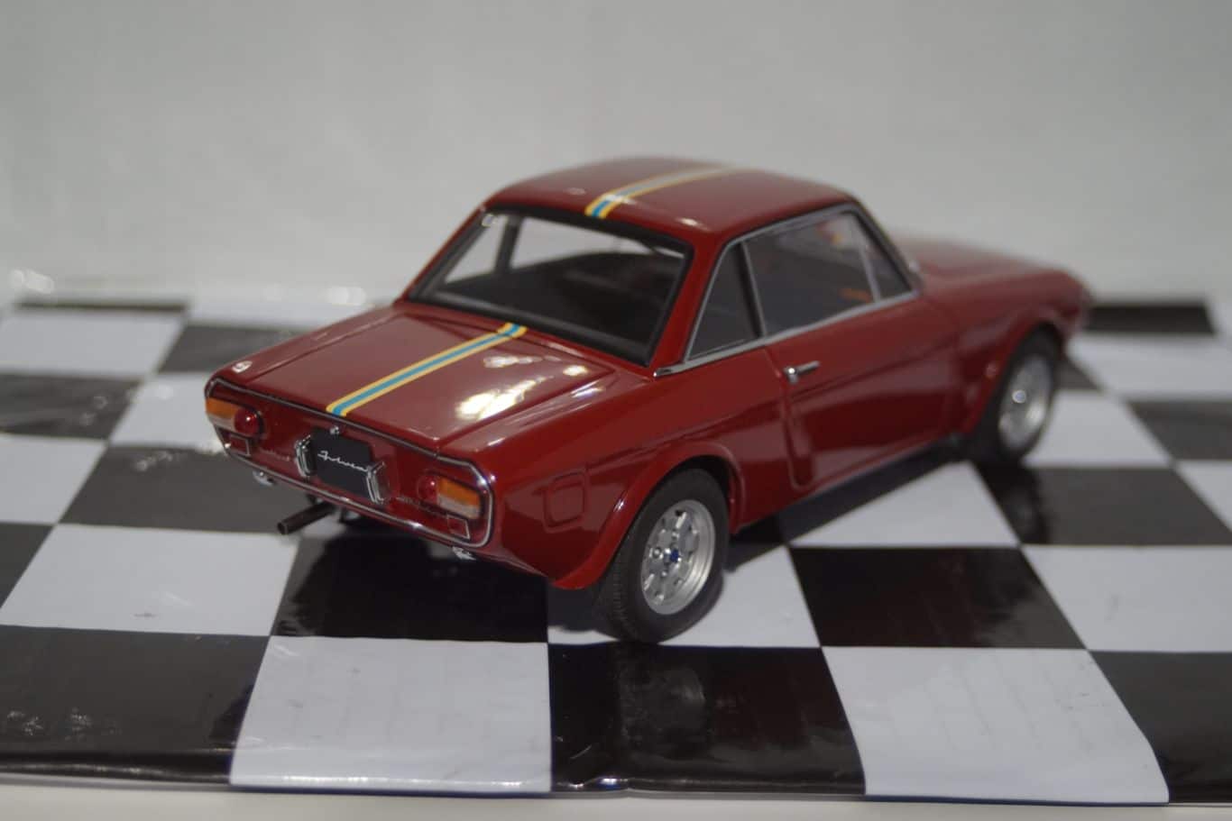 Lancia Fulvia 1.6 HF Fanal One 1:18 Diecast Autoart 74703